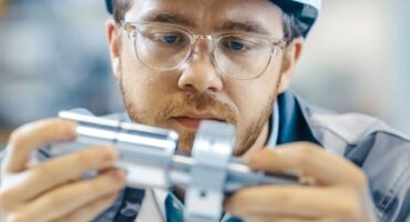 engineering-blog-02-370x200 Blog Grid